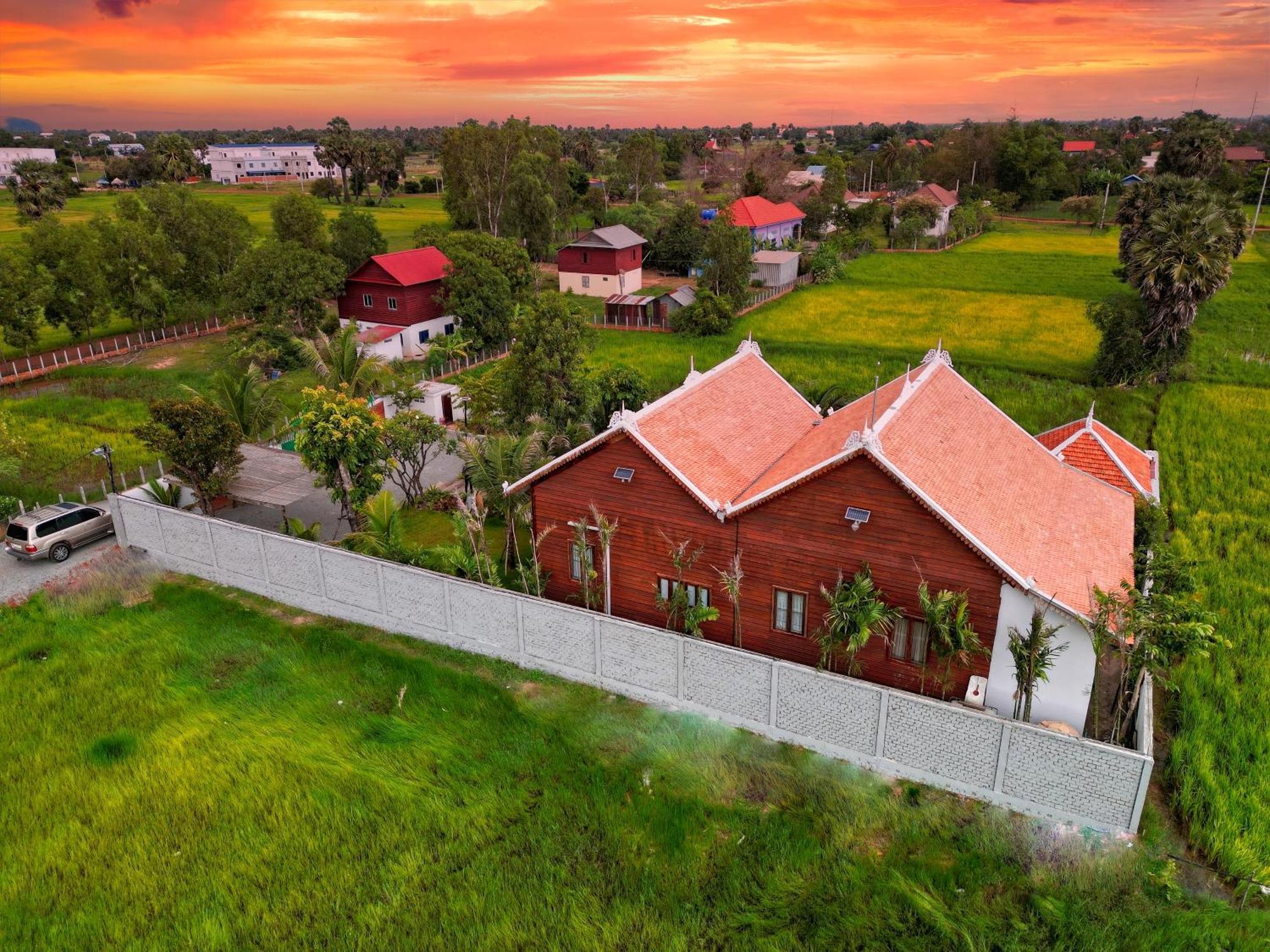 Isann Lodge Сіємреап Екстер'єр фото